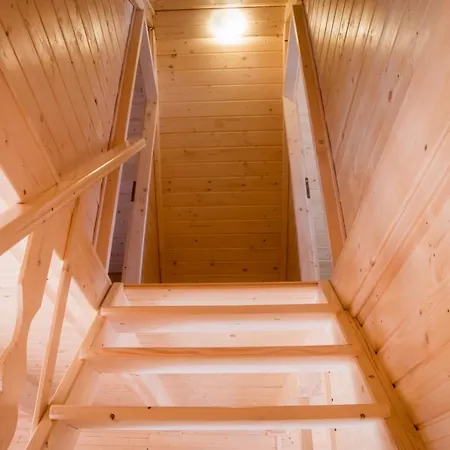 Letniskowe Lesna Mila Lodge